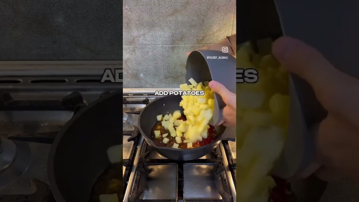 Batata Harra (Lebanese Spicy Potatoes)