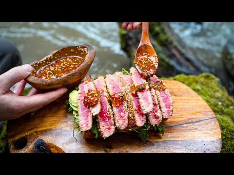 Tuna Steak Sandwich in the Wild Tuna Steak Sandwich in the Wild