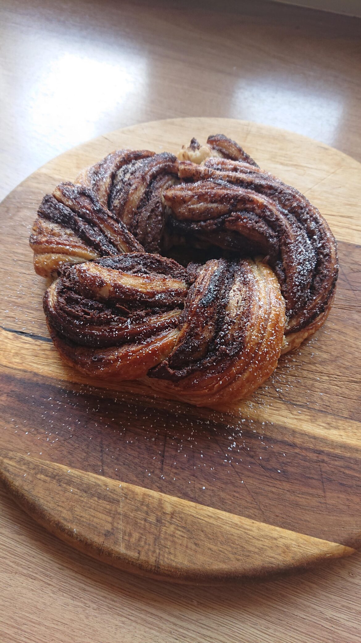New Year's Nutella puff pastry wreath