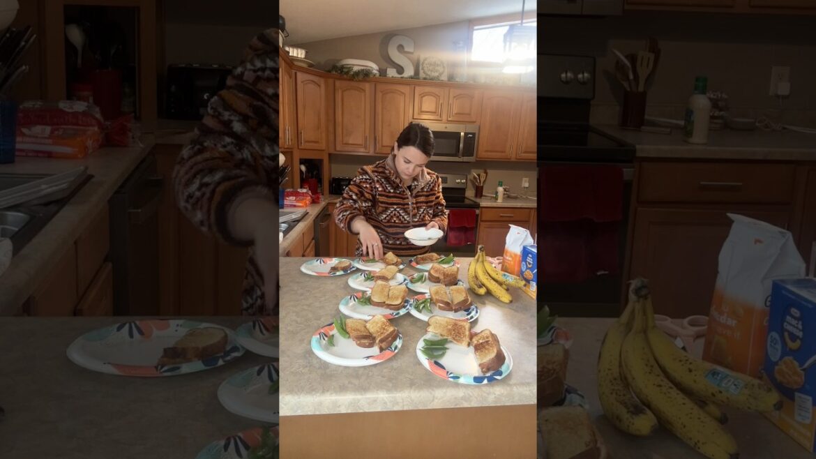 Grilled peanut butter and banana sandwiches #food #kidsmeals #daycare #foodblogger