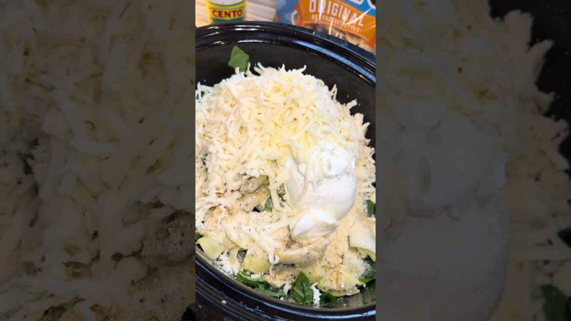 Crockpot Spinach & Artichoke Dip #shorts