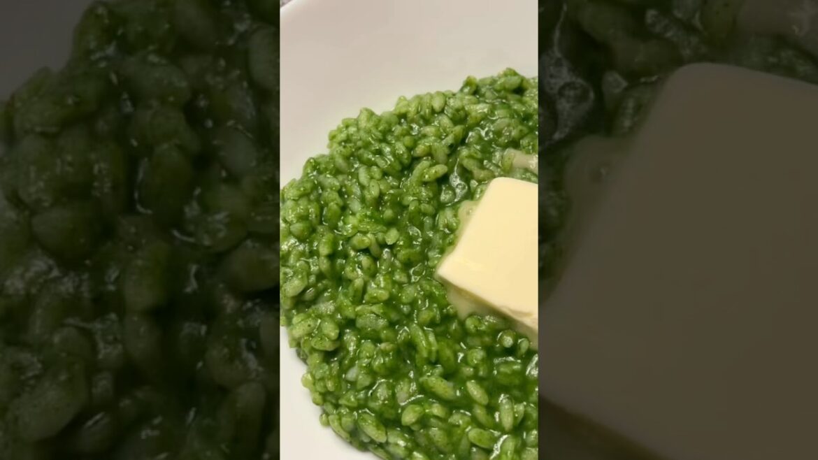 Spinach risotto, rice spinach olive oil salt peppergrated parmesan cheese---#food #EasyRecipe #fyp