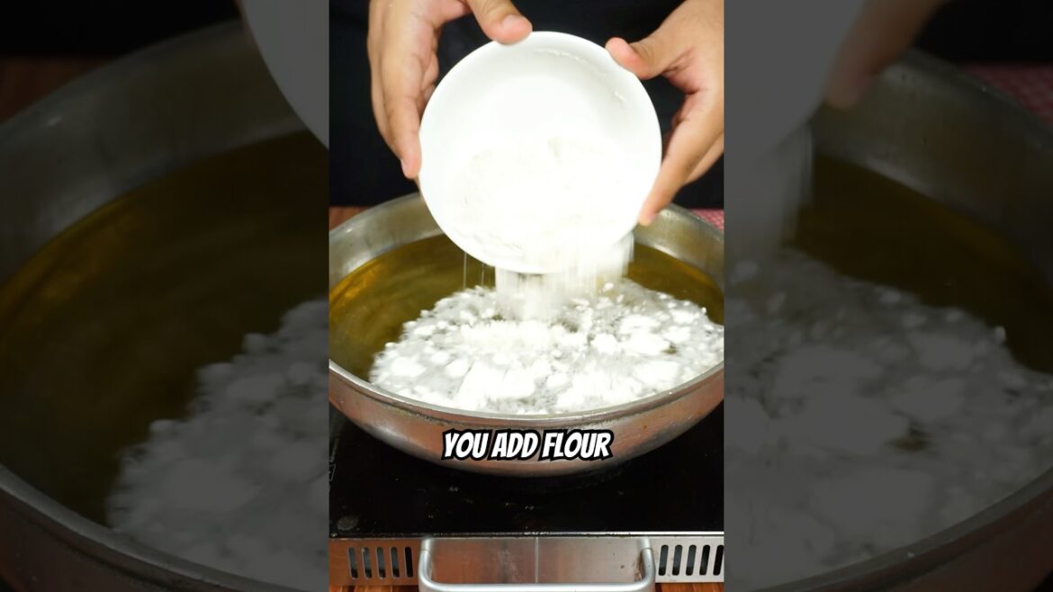Did you know what happens if you add flour to oil? #cooking #recipe #quick #cook #chicken #Wings