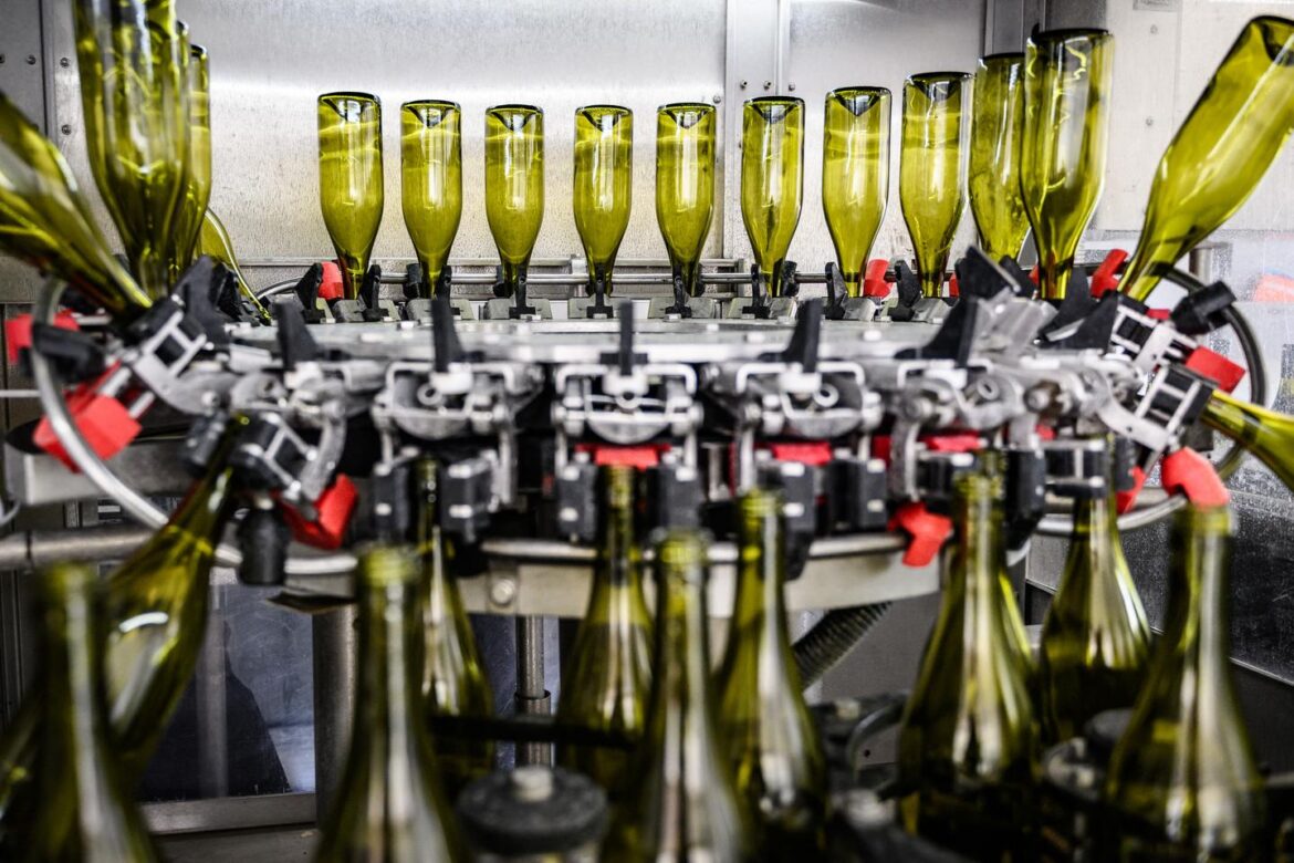 Trump renews threats against a favorite target: French wines and spirits