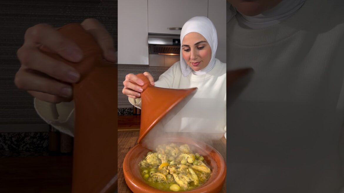 Moroccan Chicken with Lemon and Olives