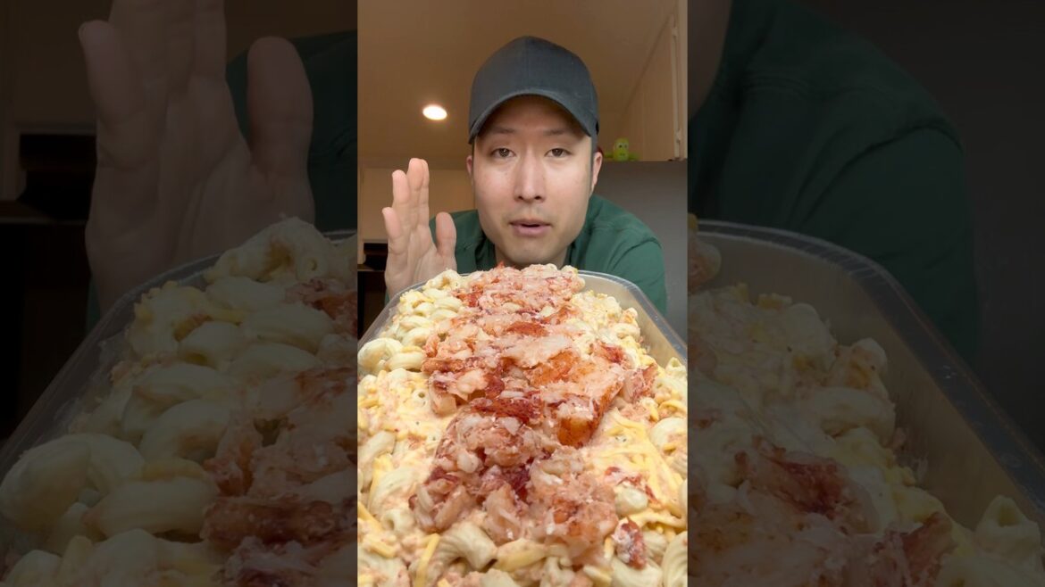 Costco LOBSTER Mac & Cheese