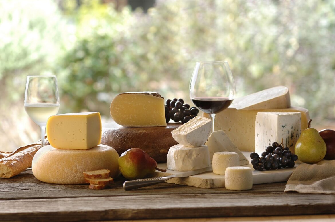 CELEBRATE NATIONAL CHEESE LOVER’S DAY: 6 MUST-VISIT DESTINATIONS FOR CHEESE ENTHUSIASTS CELEBRATE NATIONAL CHEESE LOVER’S DAY: 6 MUST-VISIT DESTINATIONS FOR CHEESE ENTHUSIASTS