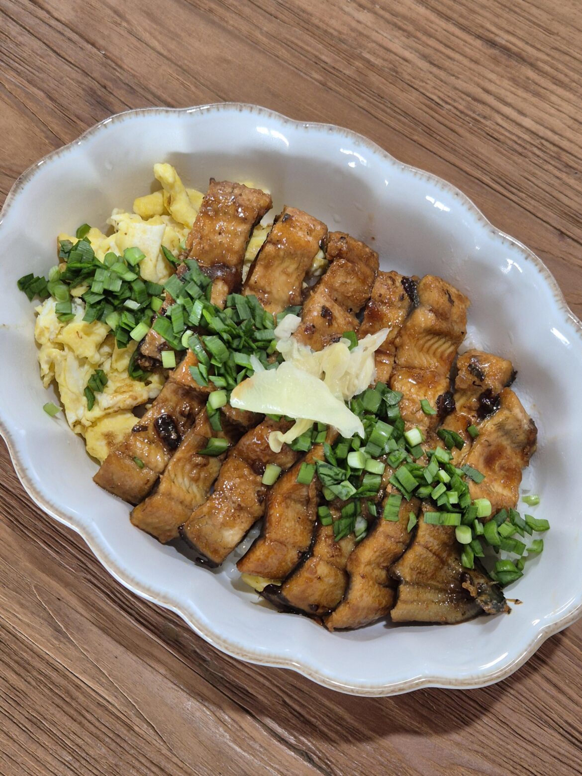 Homemade unagi don (2nd attempt) — how do I get deeper color?