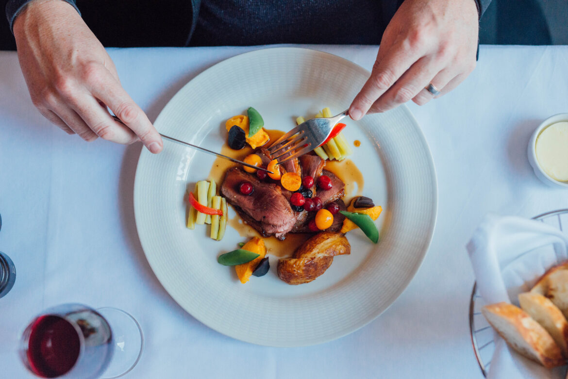 8 of Montreal’s Most Romantic Restaurants On Canada’s Top 100 List