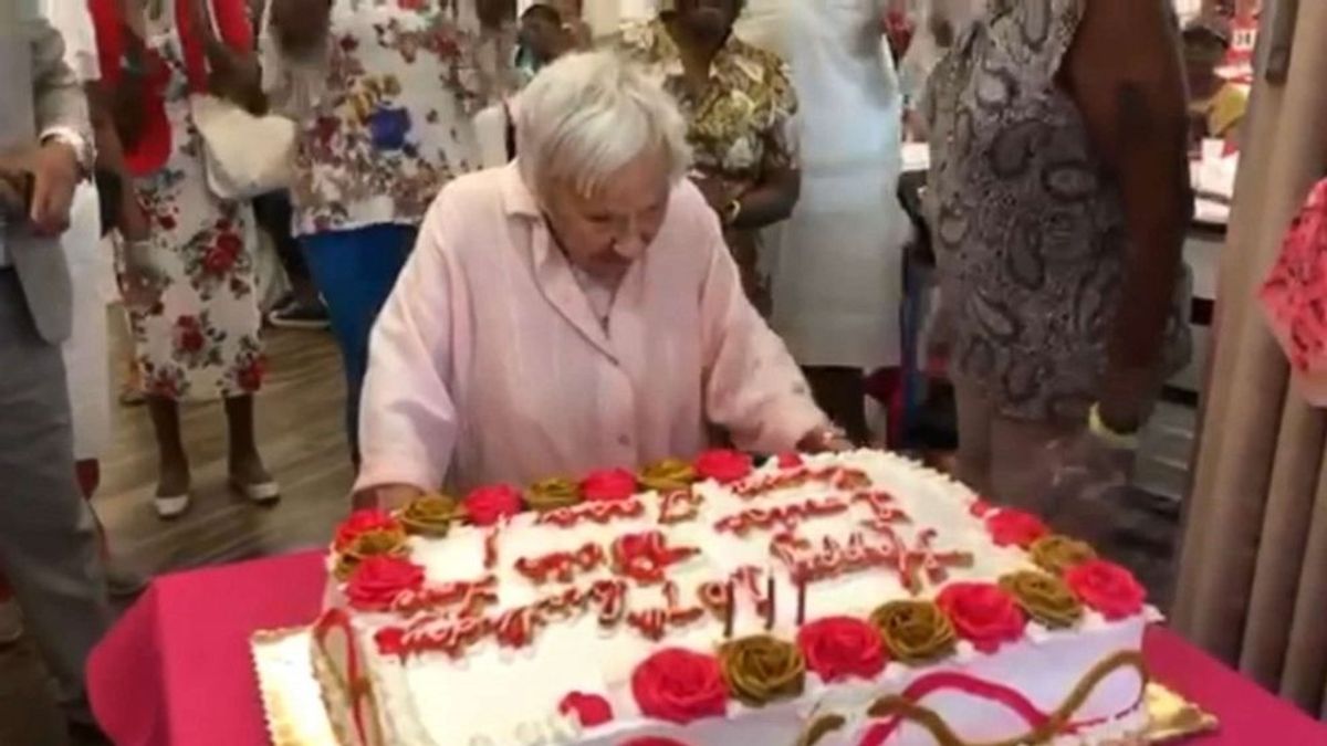 Louise Jean Signore at 107th bday party