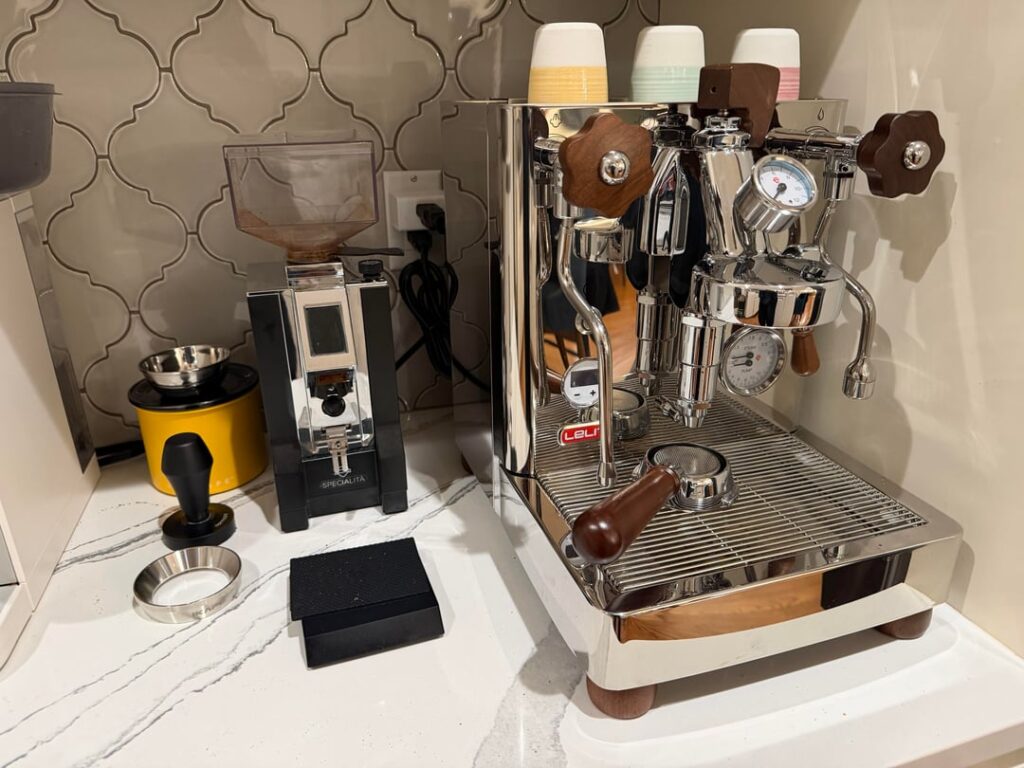 Goodbye Victoria, hello Bianca Goodbye Victoria, hello Bianca