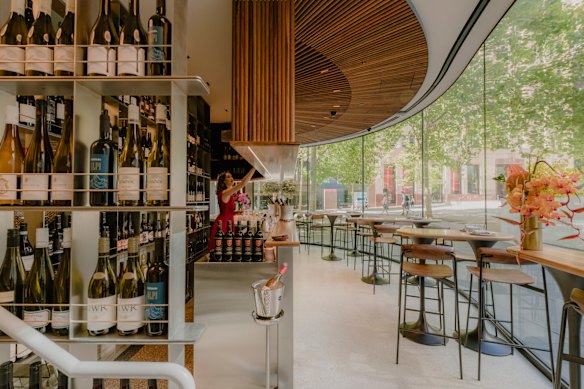 “Beautiful fishbowl”: The two-level space was inspired by Harry Seidler’s original MLC architecture.