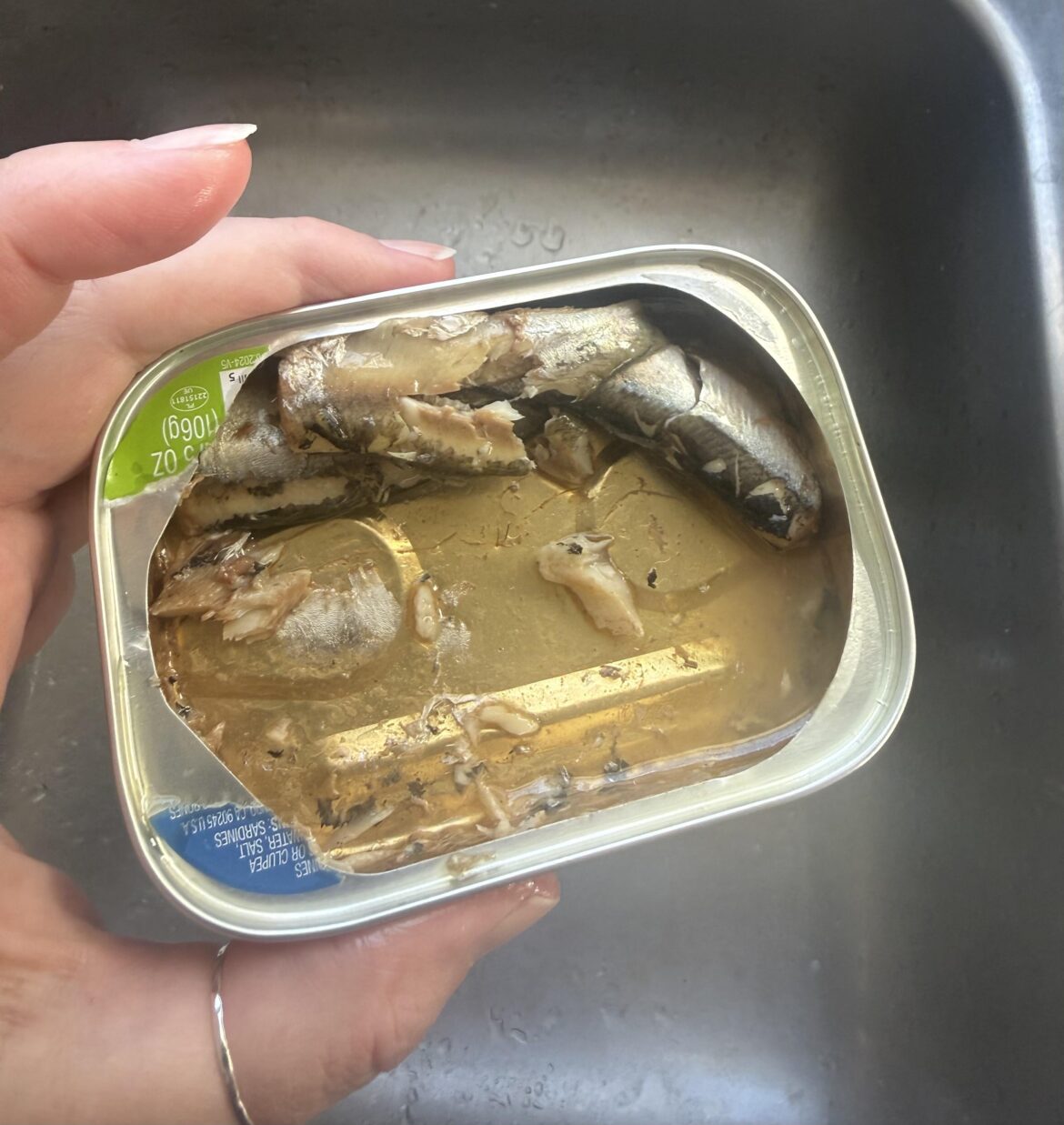 Sink sardines