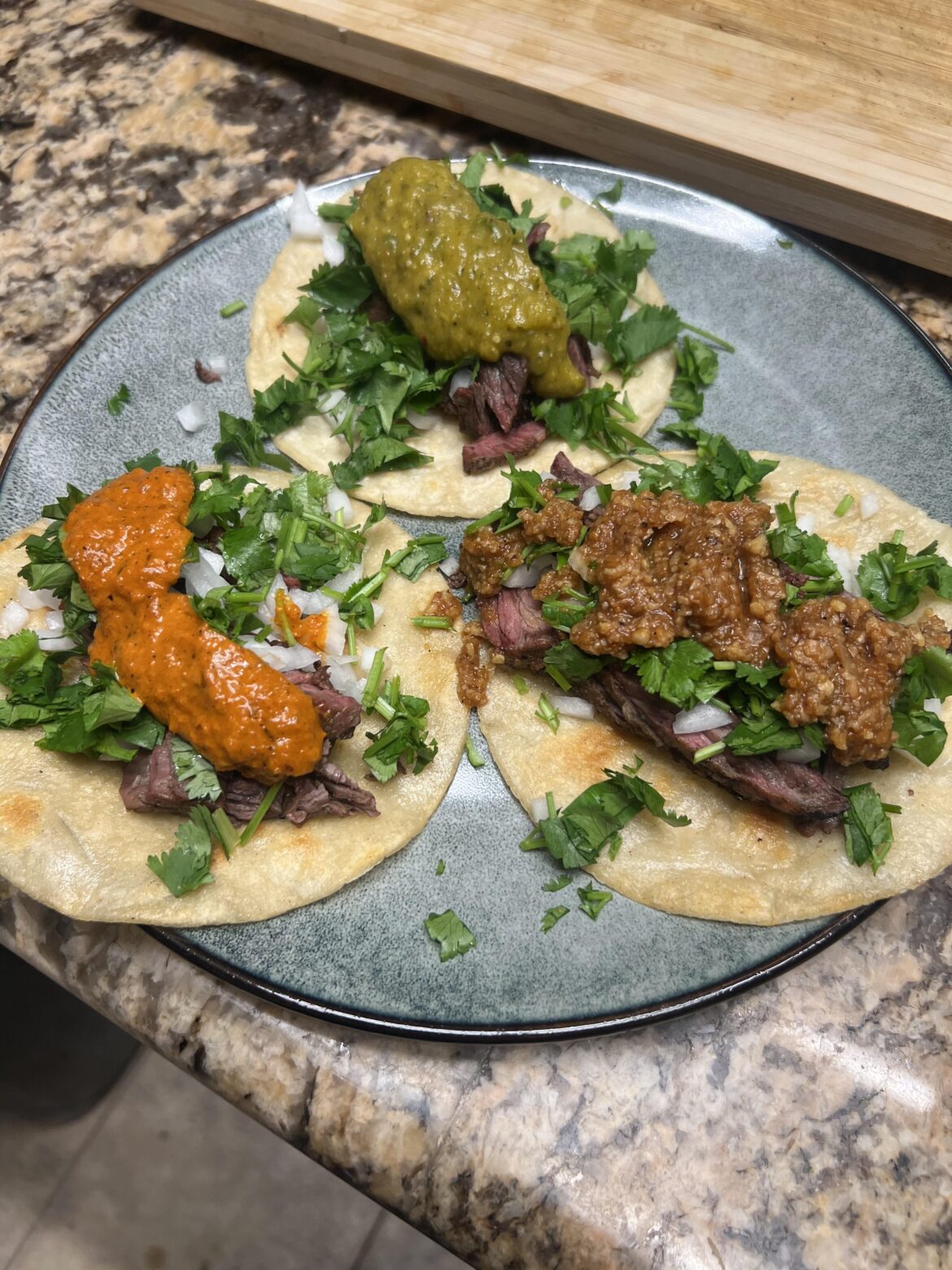 Tacos de carne churrasco