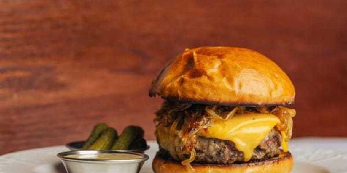 Vince Young Steakhouse Closing