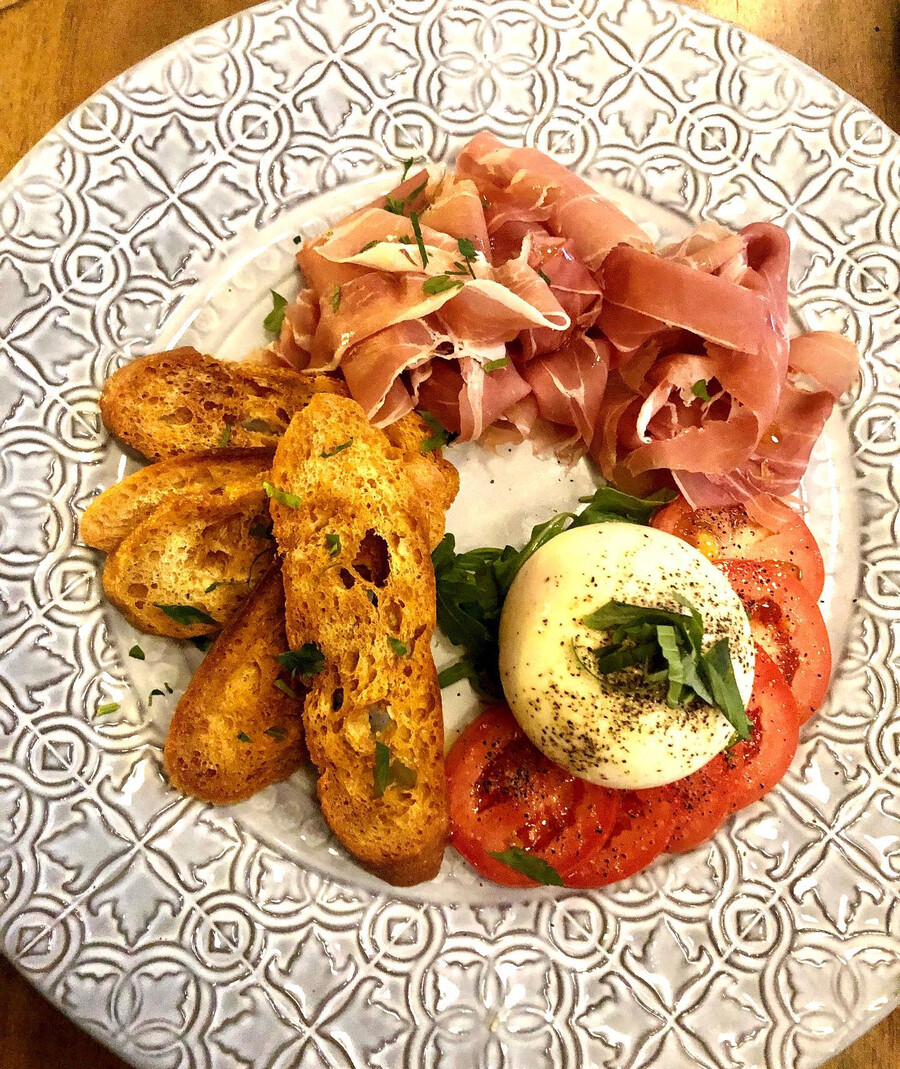 Jacopo - Best Burrata in Montreal