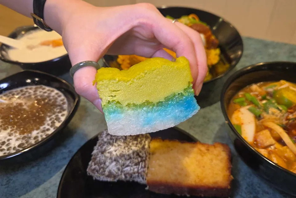 nya nya - kueh salat