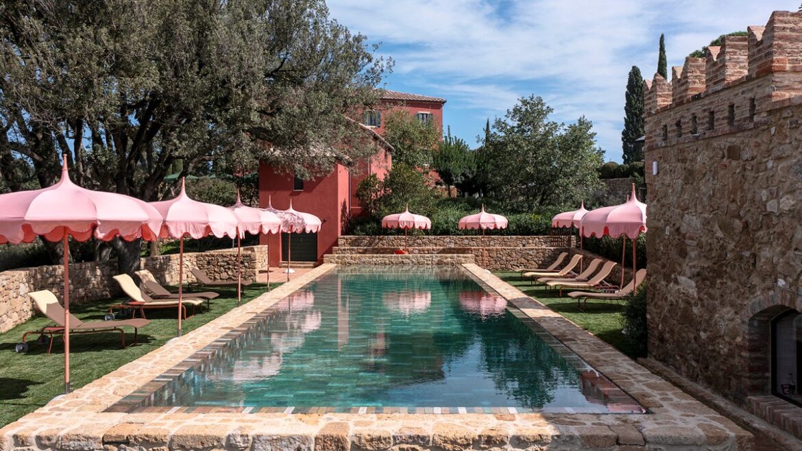 18 of the best vineyard hotels in Tuscany