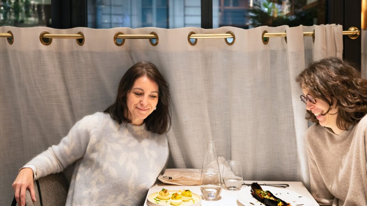 Early dinners betray French culture — Paris should hold firm