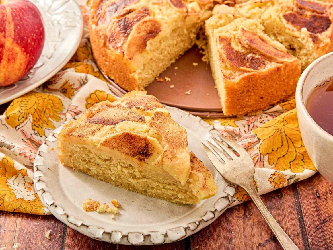 Is Easy Apple cake a good recipe?
