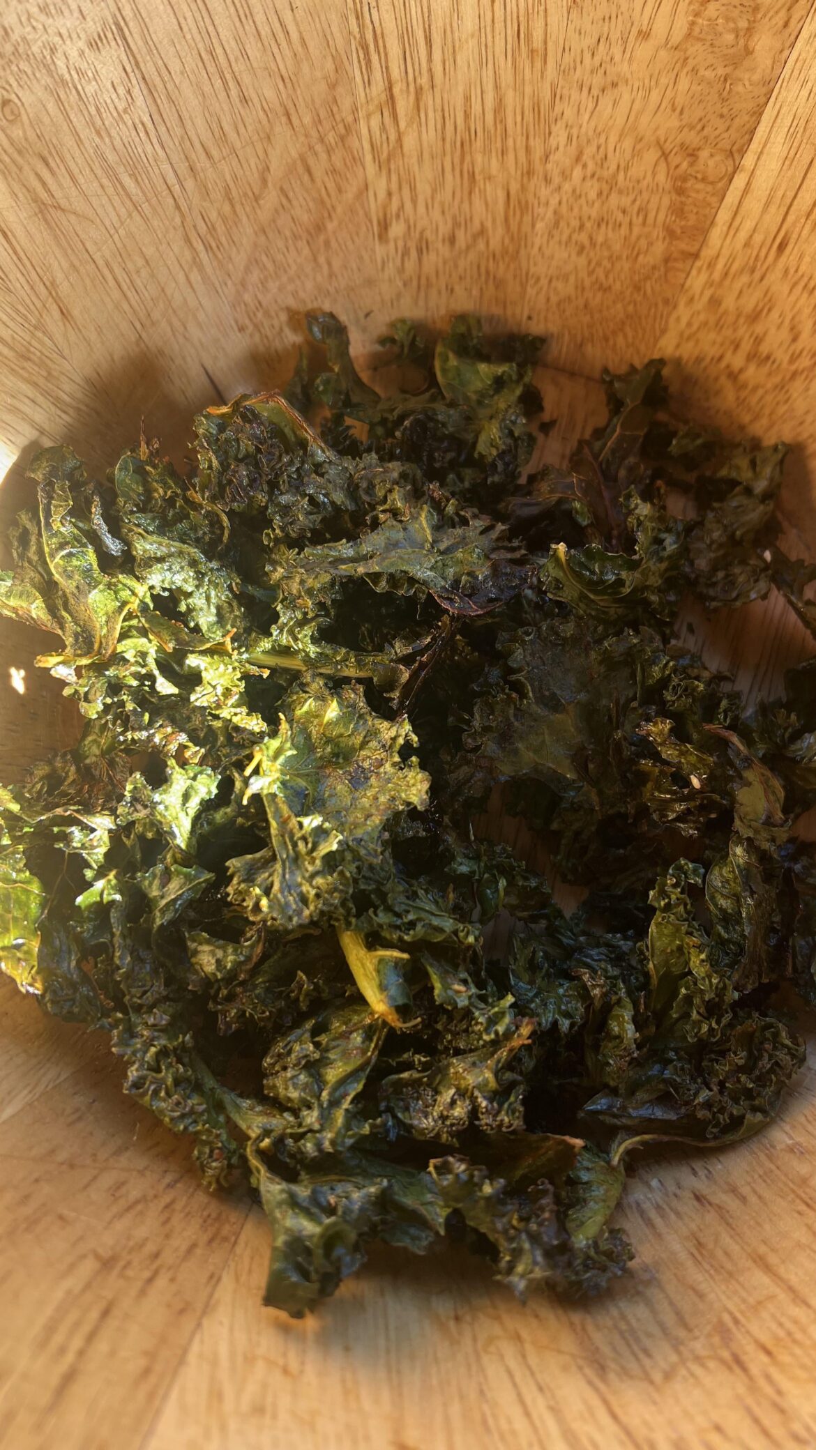 Homemade kale chips