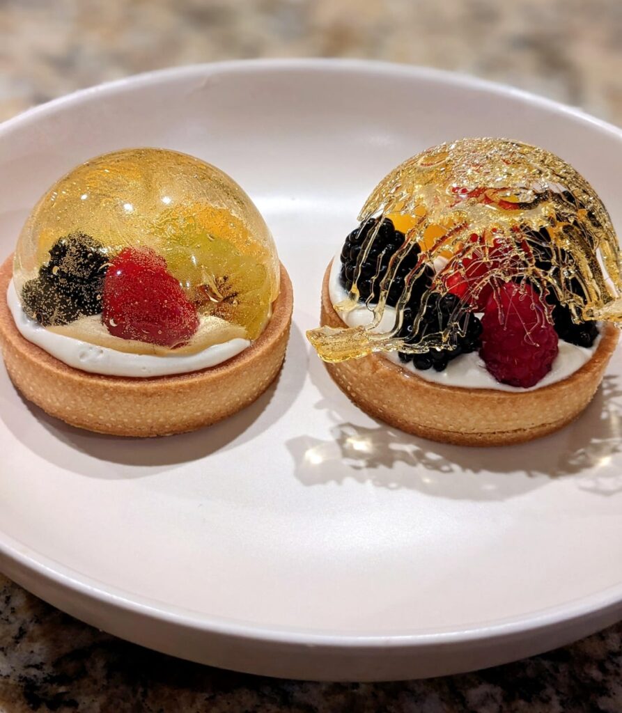 My first attempt at sugar domes/cage