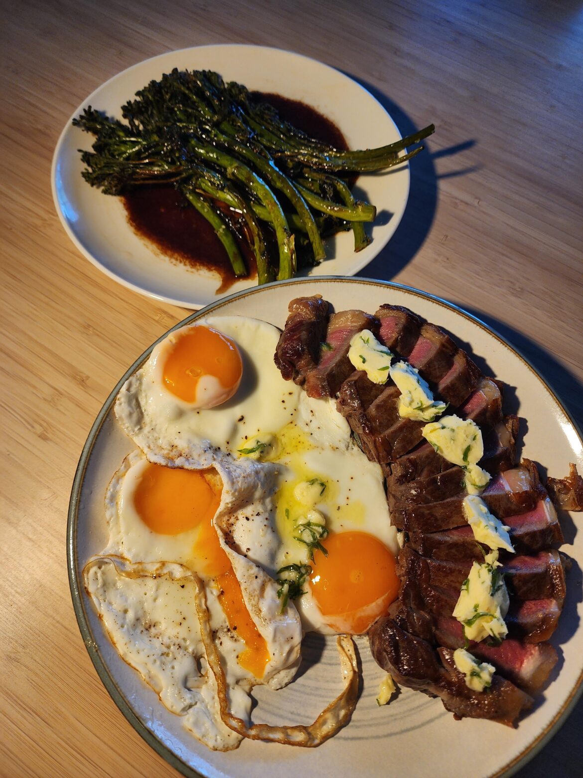[homemade] Steak and Eggs with a side of Roasted Broccolini