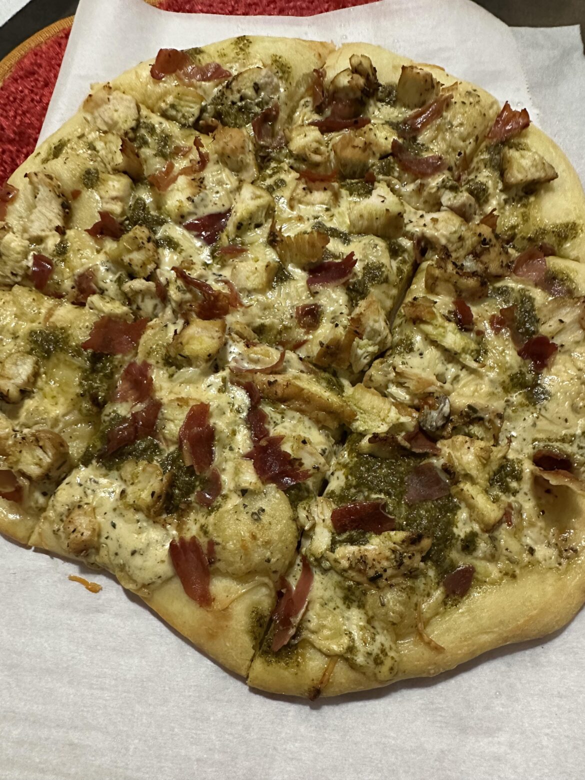 Tuscan White Pizza w/ chicken & prosciutto
