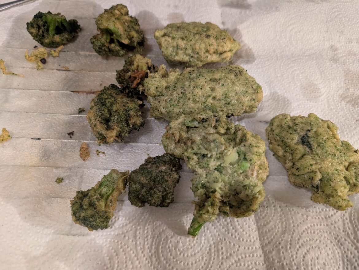 Failed at making "Broccoli 65", battered fried broccoli. Ended with such a goopy mess that I added an egg and made deep fried broccoli... donuts or something awful. Sad to turn so much broccoli into something so bad