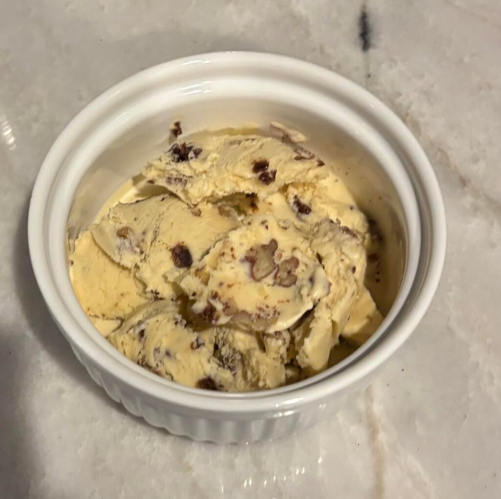 Brown butter ice cream with buttered pecans and brownies