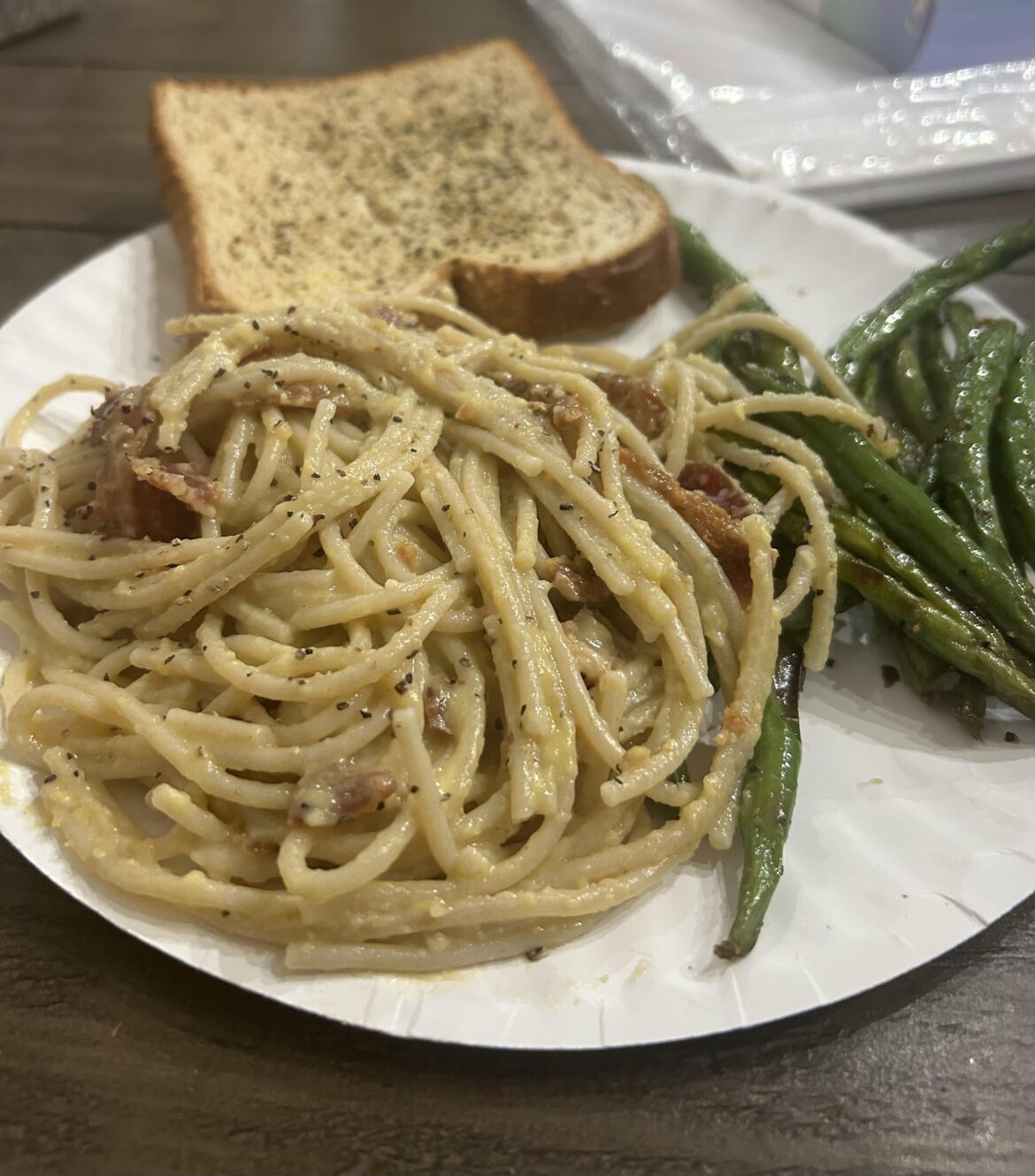[homemade] Poor man’s carbonara (Apologies to the food purist out there)