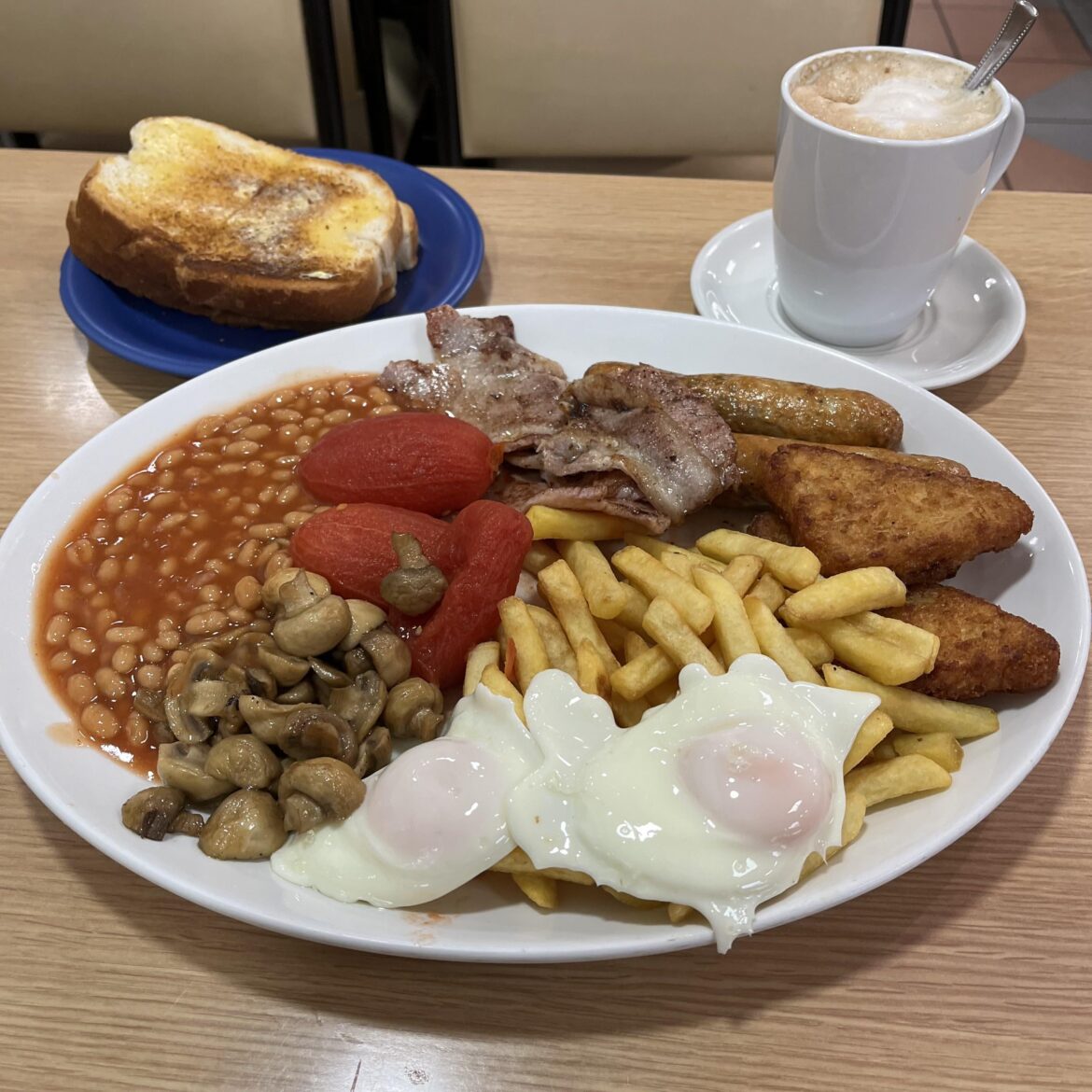 £12.80 Sutton Cafe, Stonecot Hill