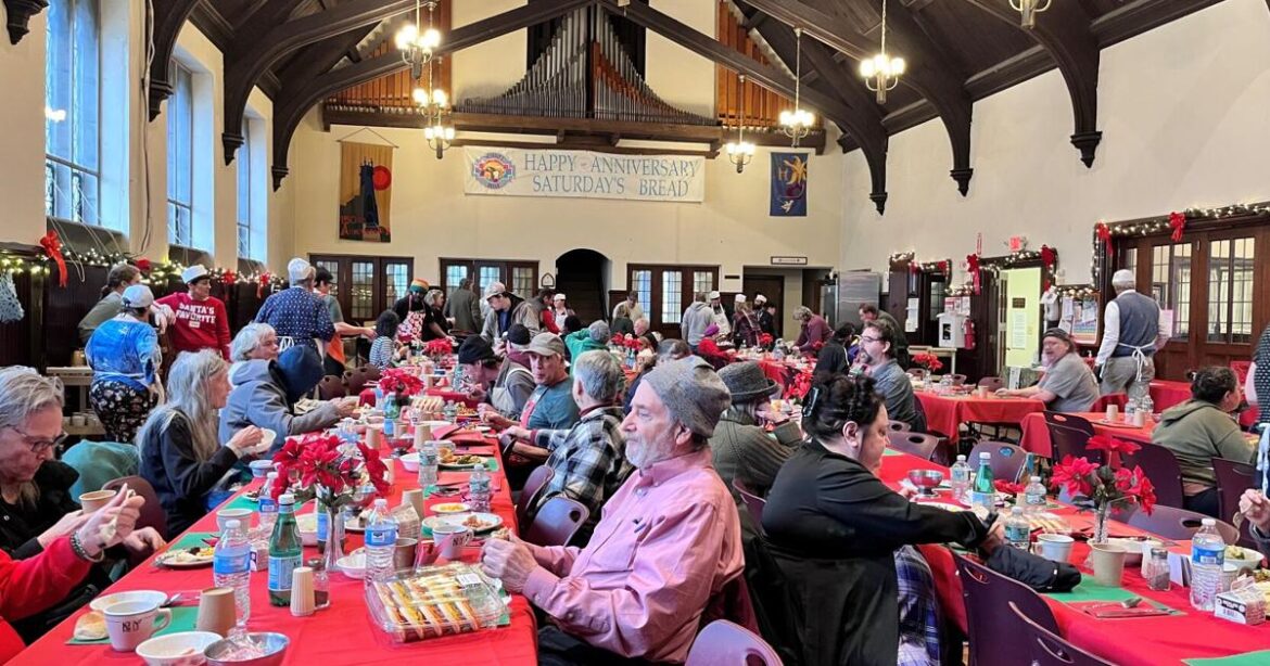 Friends of Christmas Dinner Feeds Hundreds in Oneonta | News