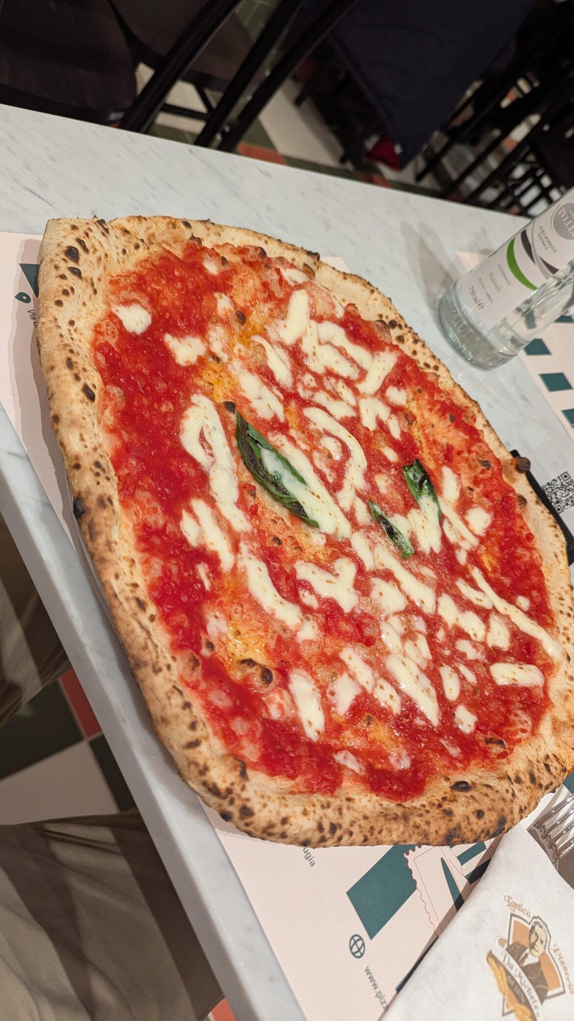 Margherita "wagon wheel" pizza