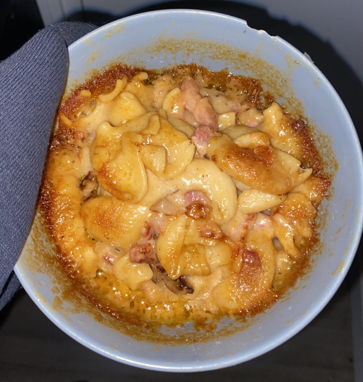 Really microwaved bacon mac & cheese