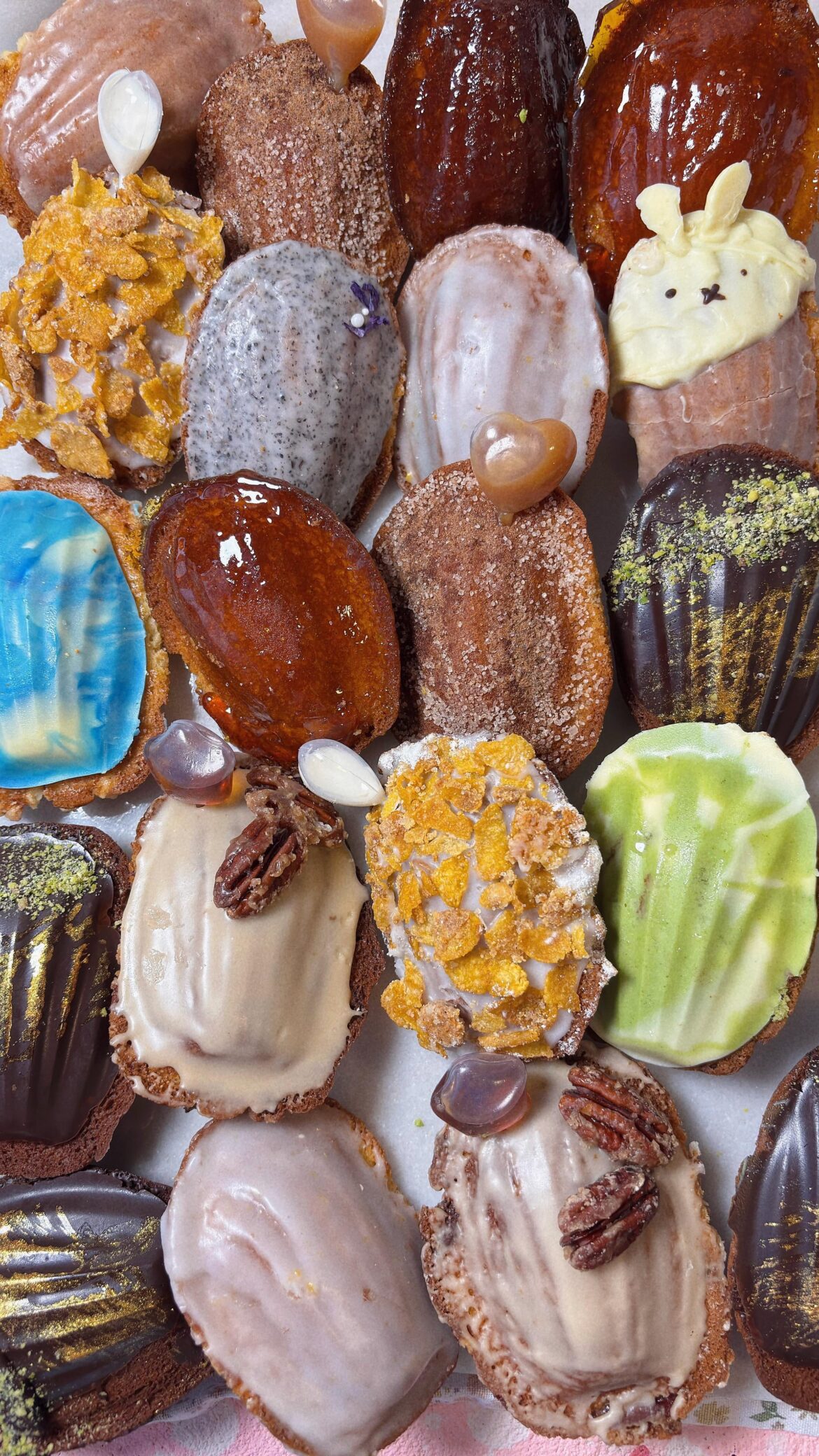 I made 10 different flavors of Madeleine 💝