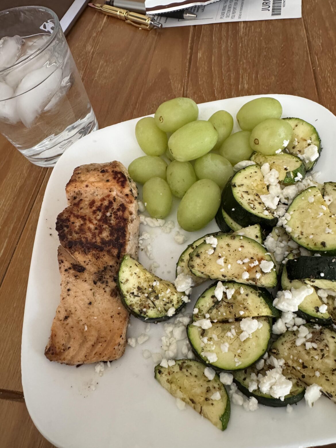 I wasn’t aware that I was following this diet, I just eat like my great grandma, who is still kicking at 104 btw! Now that I know, I’ll be posting our lunches and diners. I wasn’t aware that I was following this diet, I just eat like my great grandma, who is still kicking at 104 btw! Now that I know, I’ll be posting our lunches and diners.