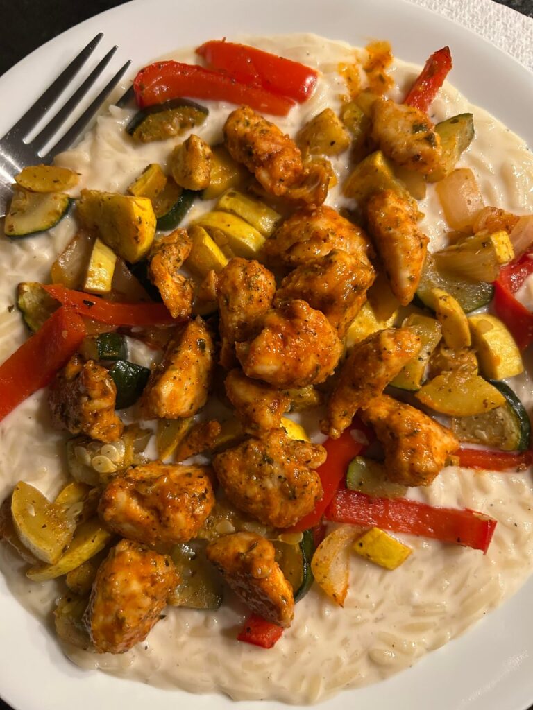 Dinner-creamy orzo, veggies, and buffalo chicken