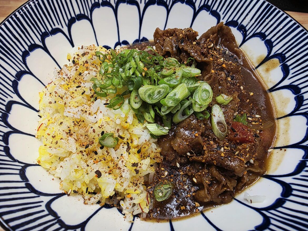 Beef curry with saffron rice