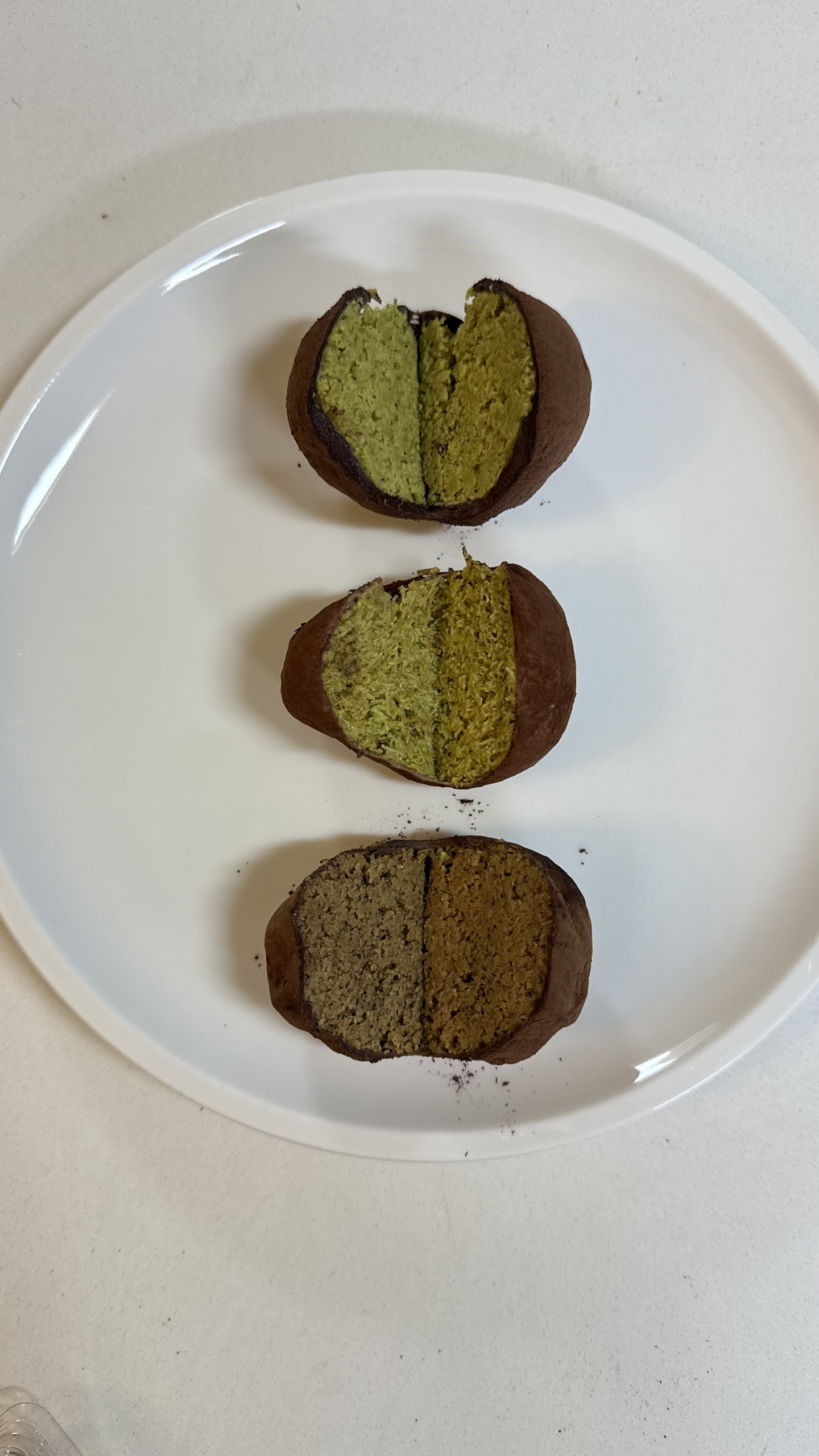 From left, a Dubai chewy cookie from the first cafe visited, one from Cafe Pepper and a homemade version. [WOO JI-WON]