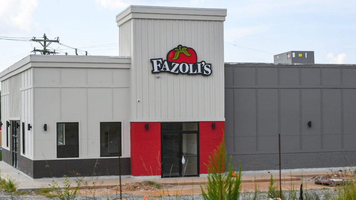 Breadsticks on the way as Tallahassee Fazoli's sets opening date