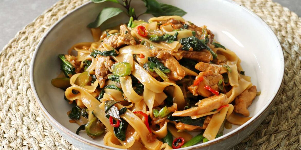 10 Thai-Inspired Noodle Recipes To Save ASAP