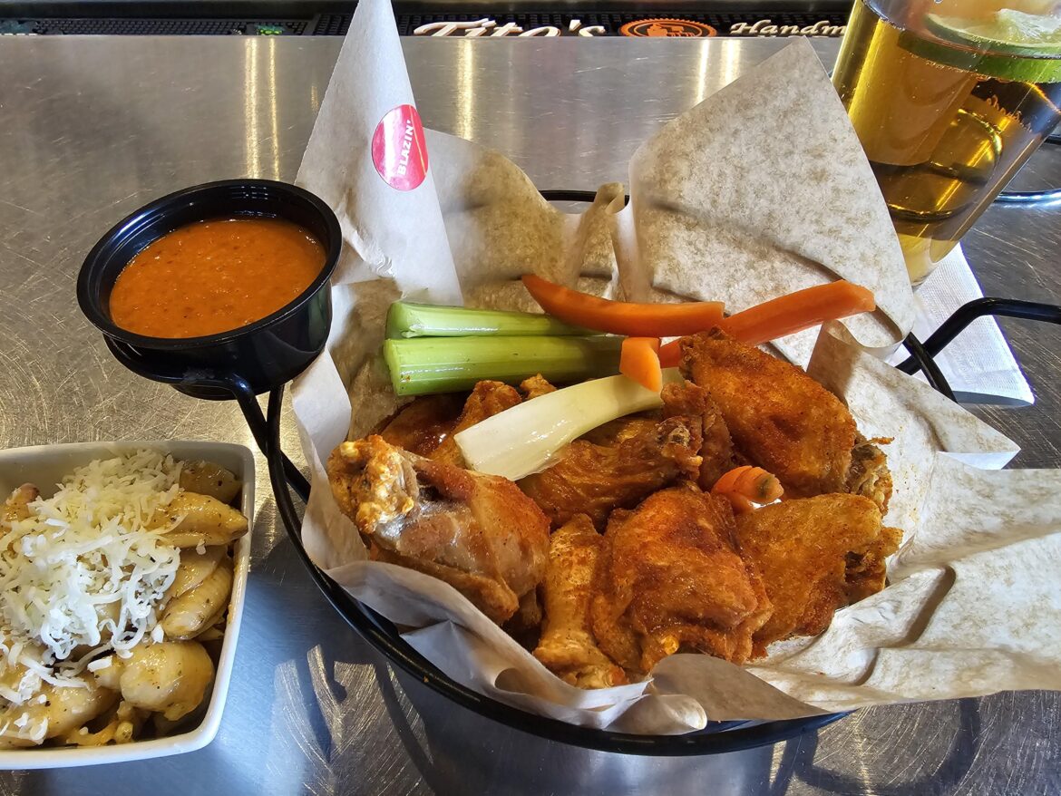 Big Kahuna Wings in Knoxville