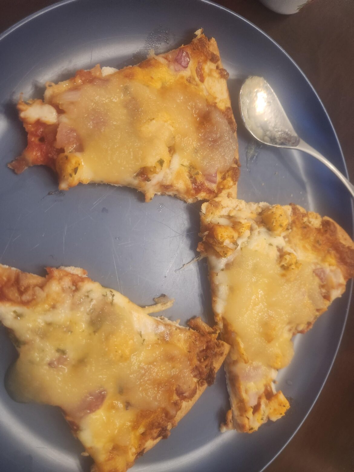 Applesauce on frozen pizza