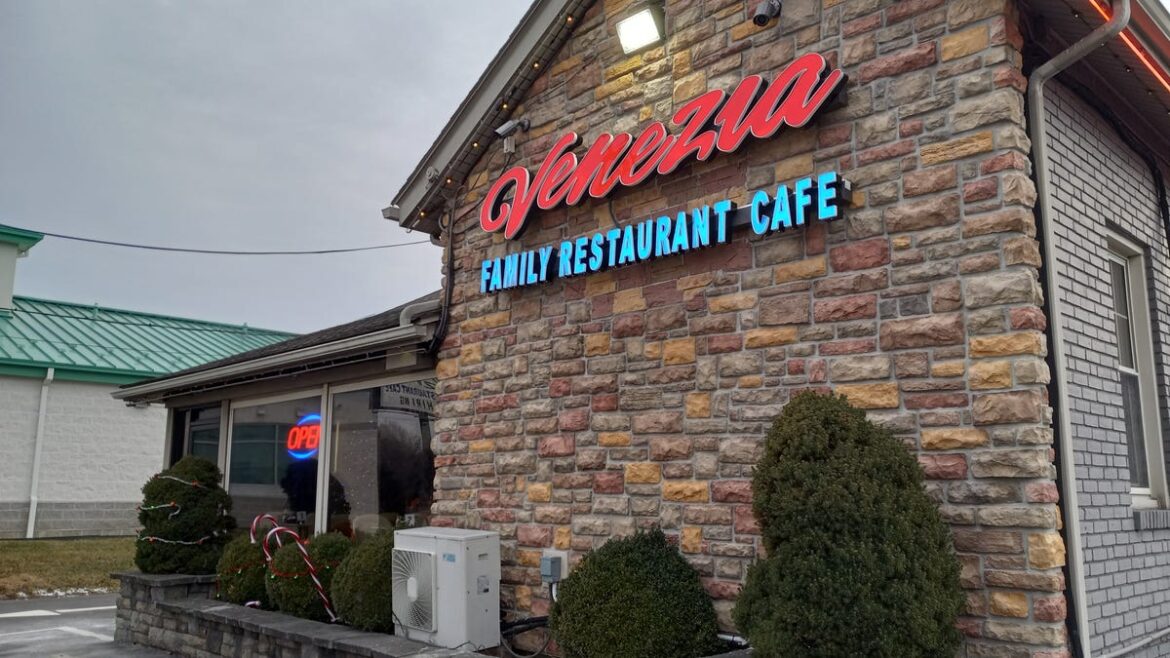 New Springettsbury restaurant has mix of American, Mediterranean food