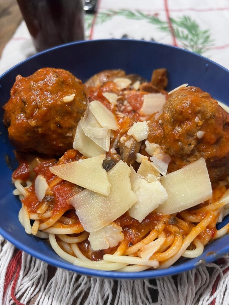 Spaghetti and meatballs