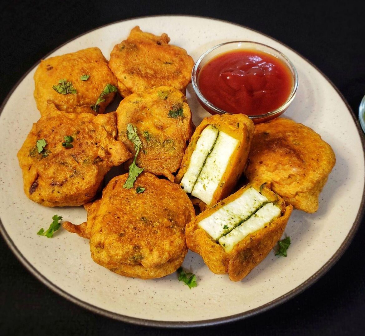Paneer pakoda