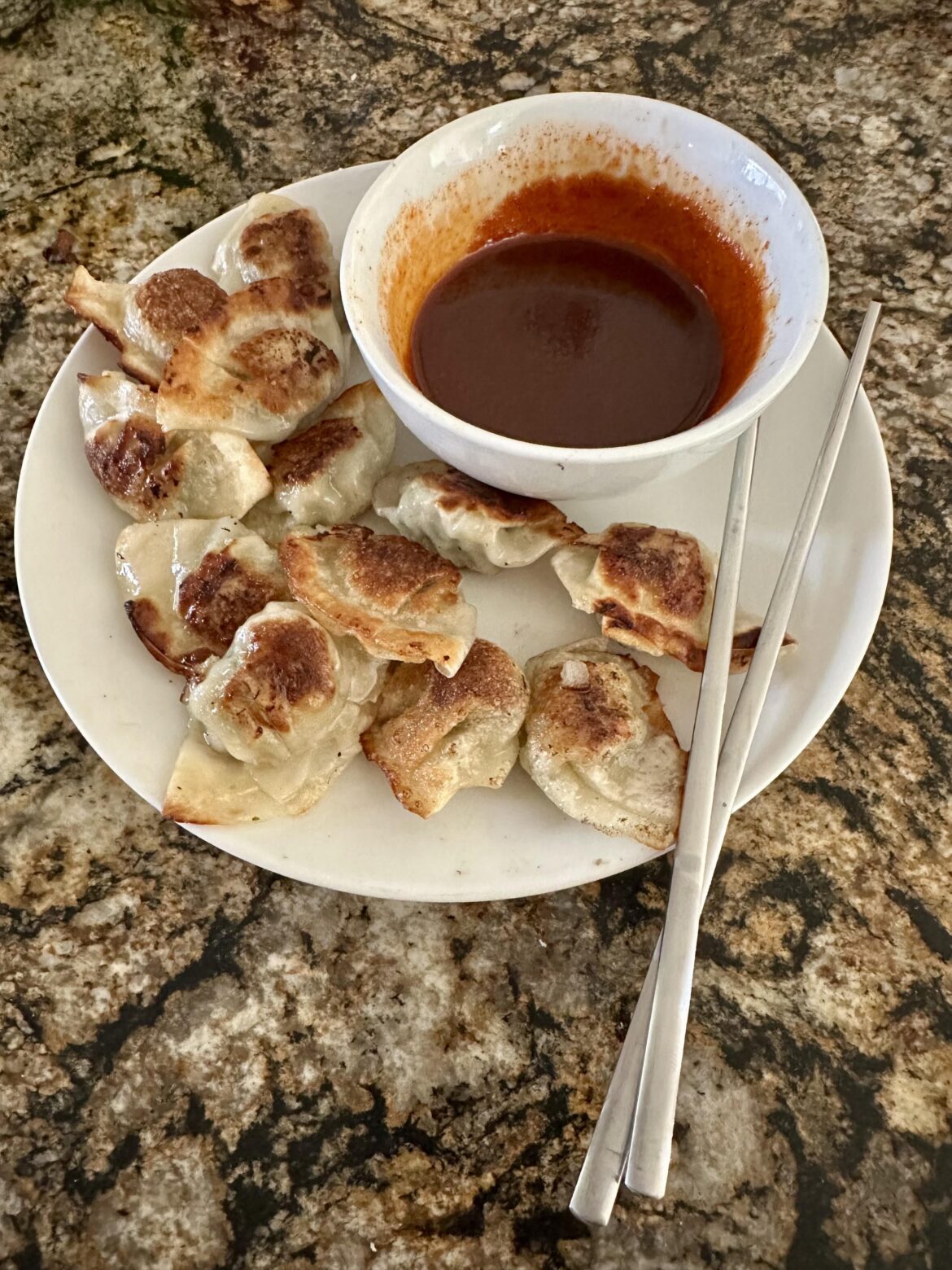 Mandu with Tteokbokki Dipping Sauce