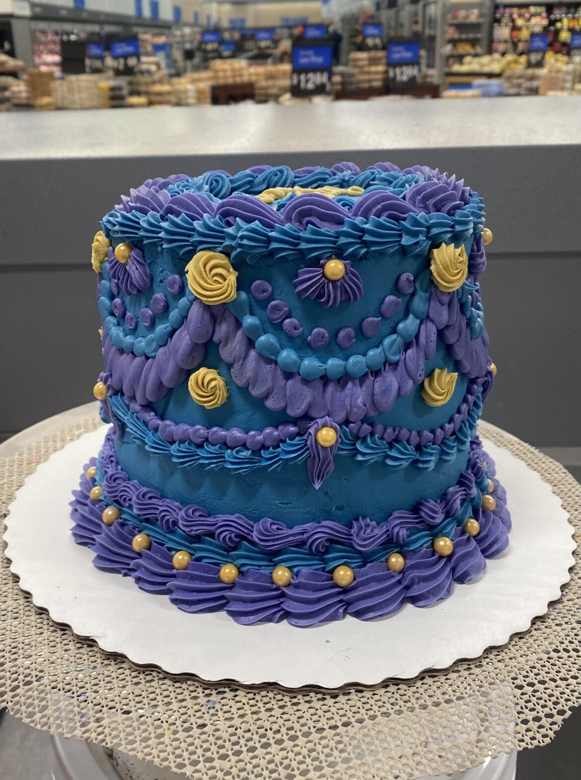 wanted to share my most recent cake!
