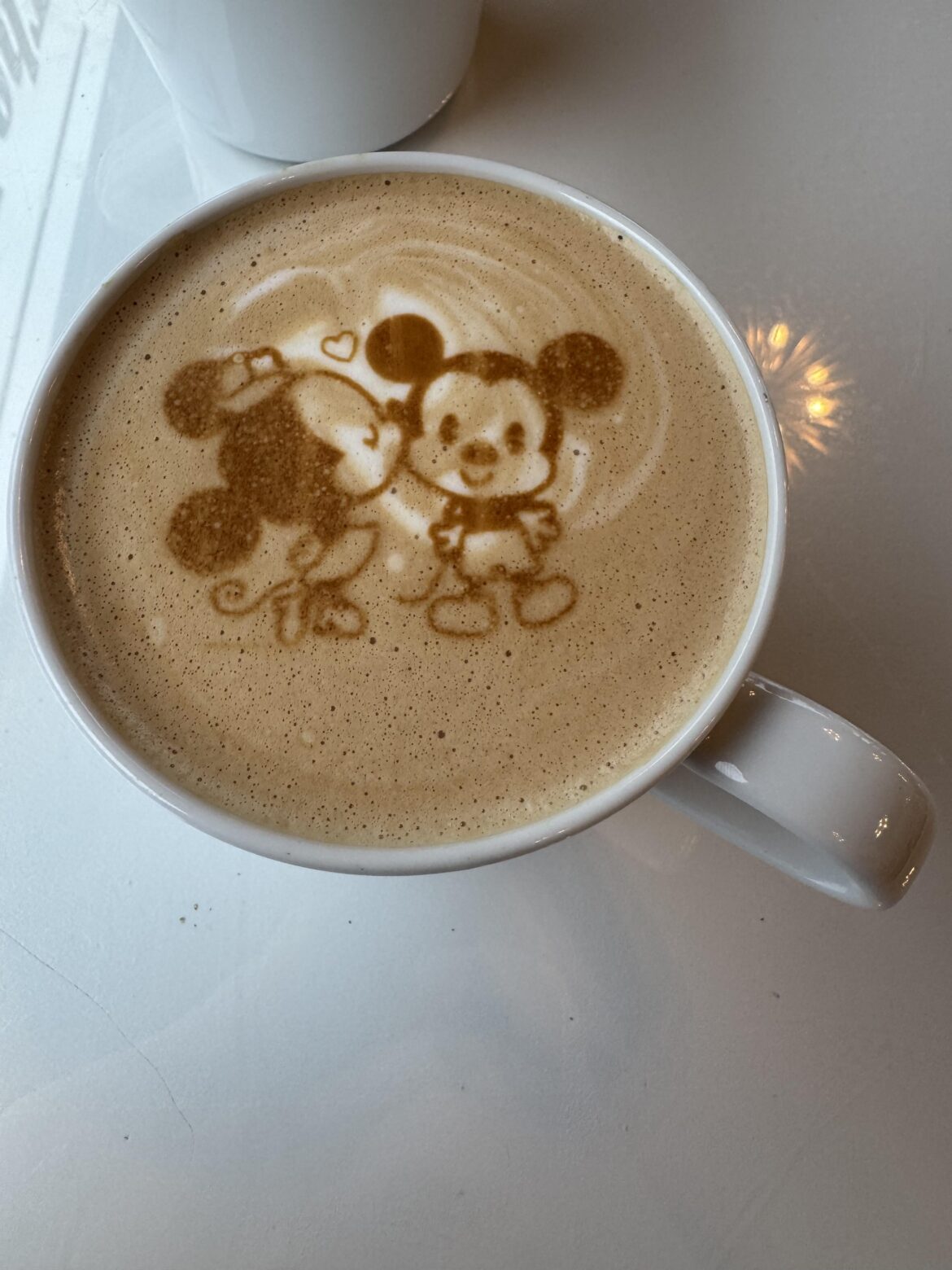 I just ordered a latte and they served it like this.